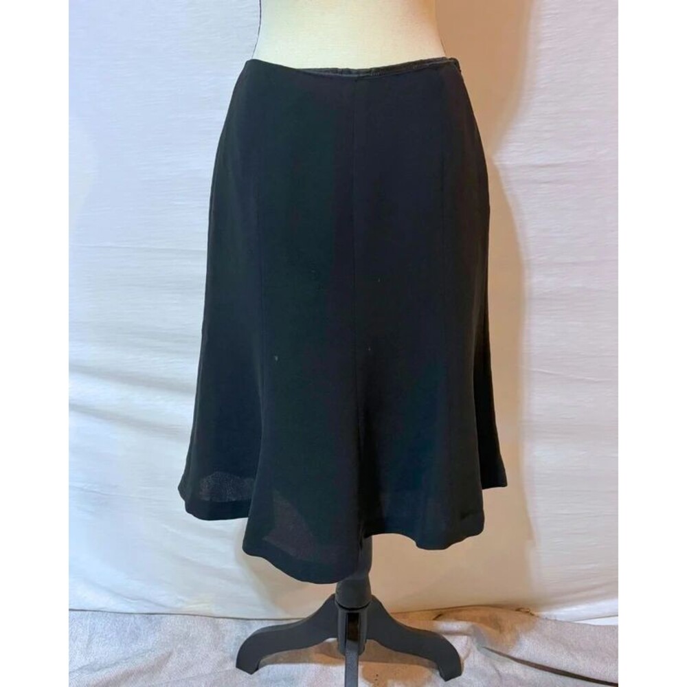 Ann Taylor Black Flared Skirt Size 2 Lined A Line Knee Length Work Skirt
